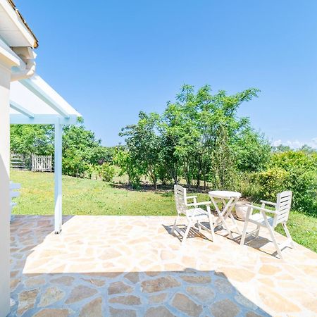 Aroggia Farm Villa Xanthatai Luaran gambar