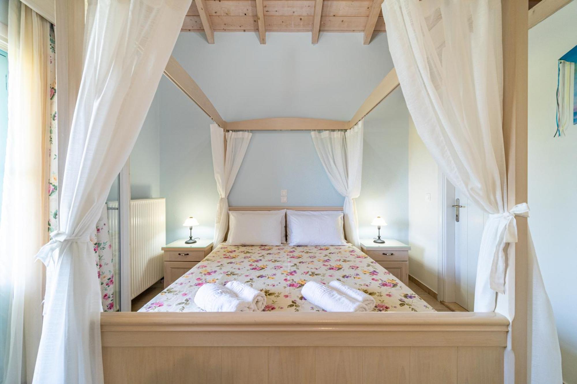 Aroggia Farm Villa Xanthatai Luaran gambar