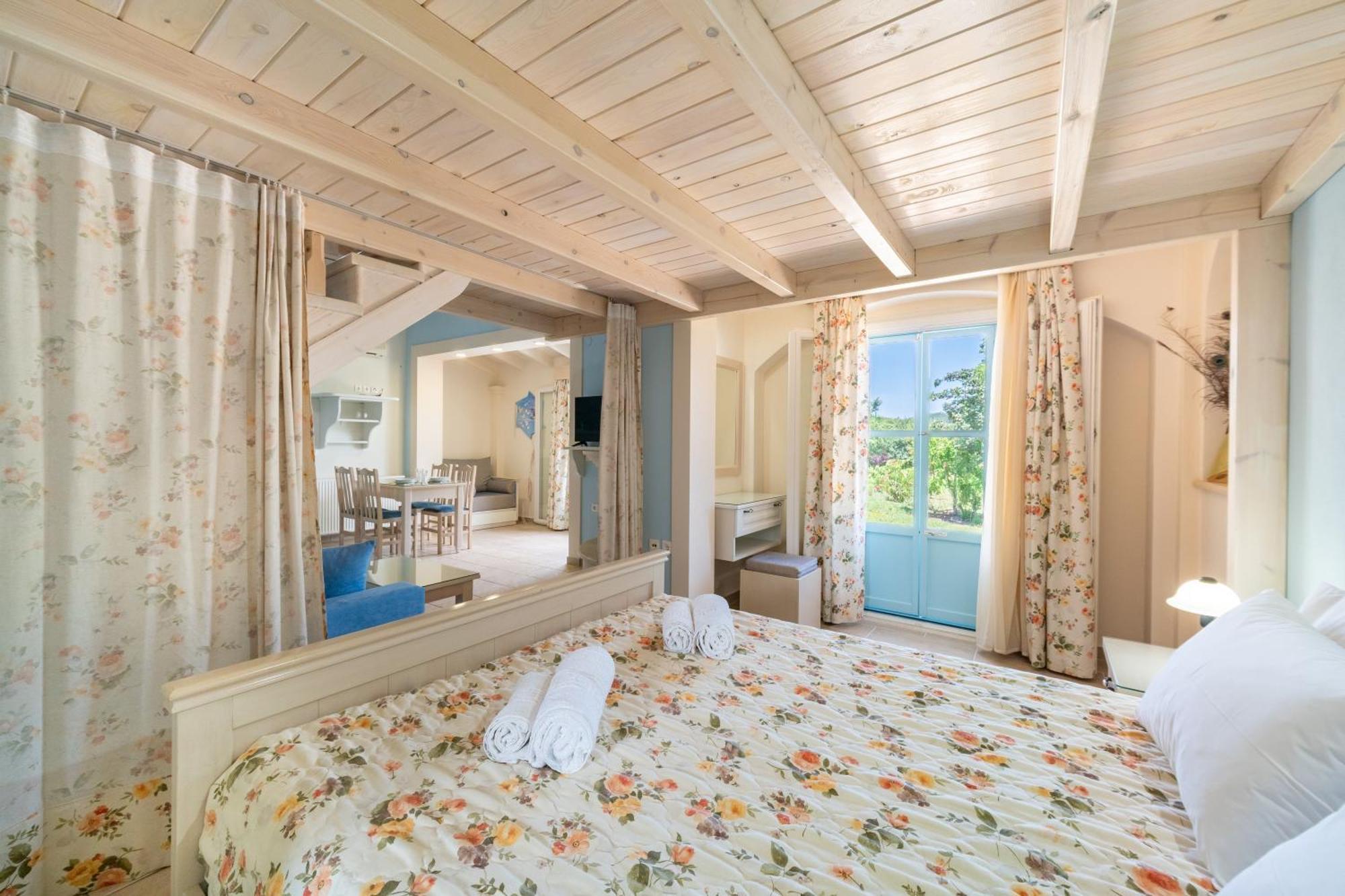Aroggia Farm Villa Xanthatai Luaran gambar
