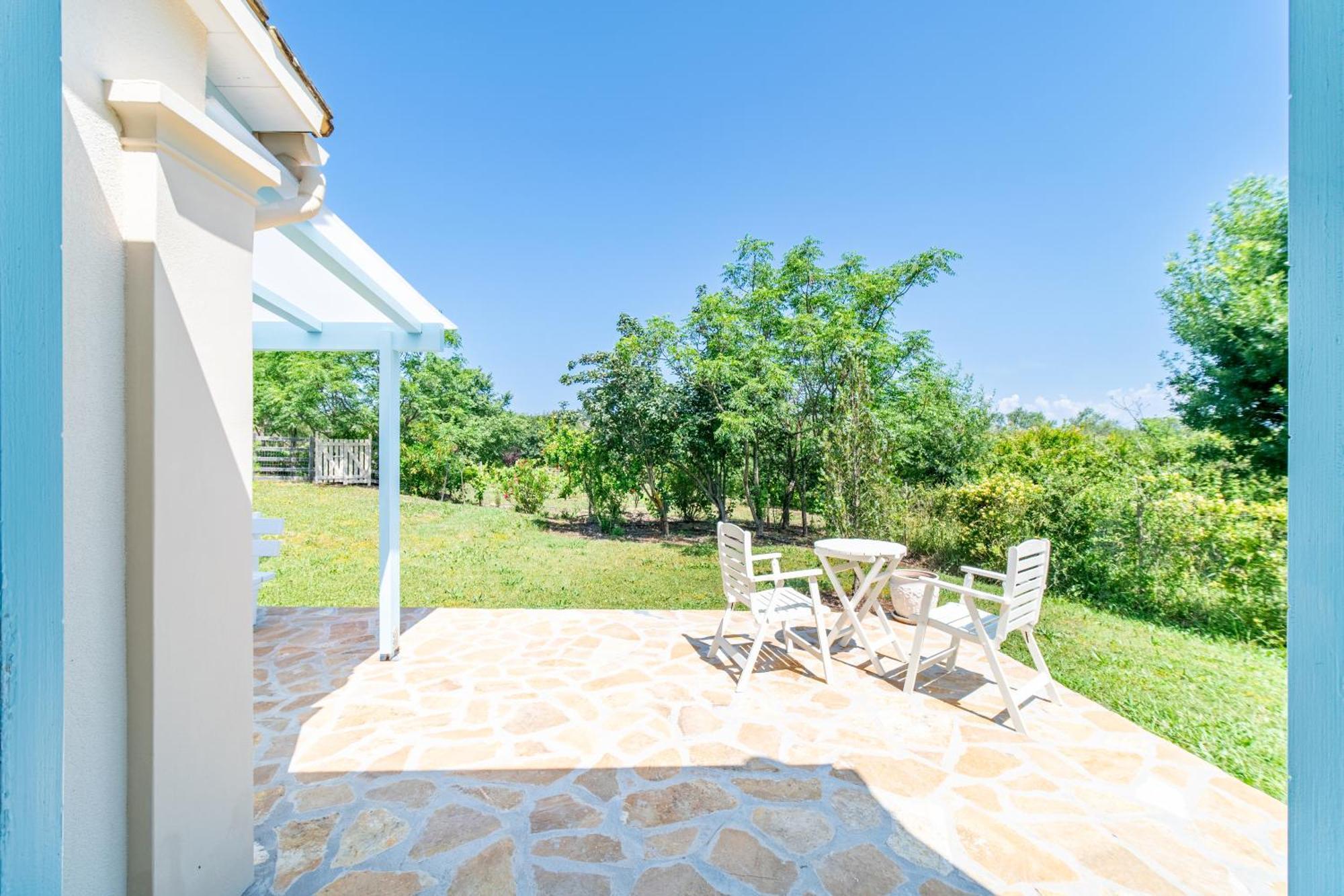 Aroggia Farm Villa Xanthatai Luaran gambar